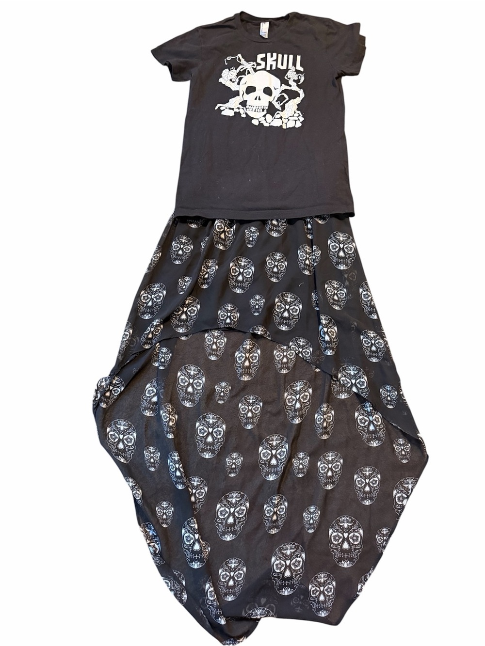Divided Black High-Low Skull Print Skirt and Shirt !
